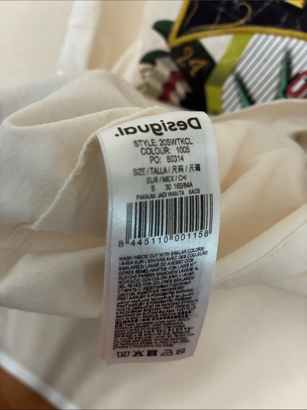 Desigual Baseball NY Queens Tee Shirt with Lace Detailing sleeves - Picture 7 of 12